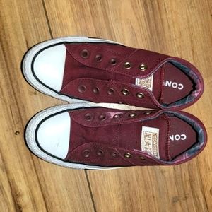 Converse women's size 5